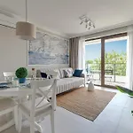 Bulvar By The Sea By Lion