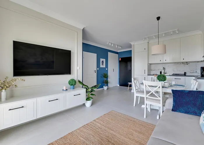 Bulvar By The Sea By Lion * 格但斯克