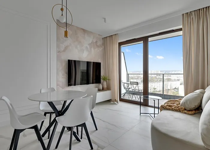 Bulvar By The Sea By Lion * Gdansk